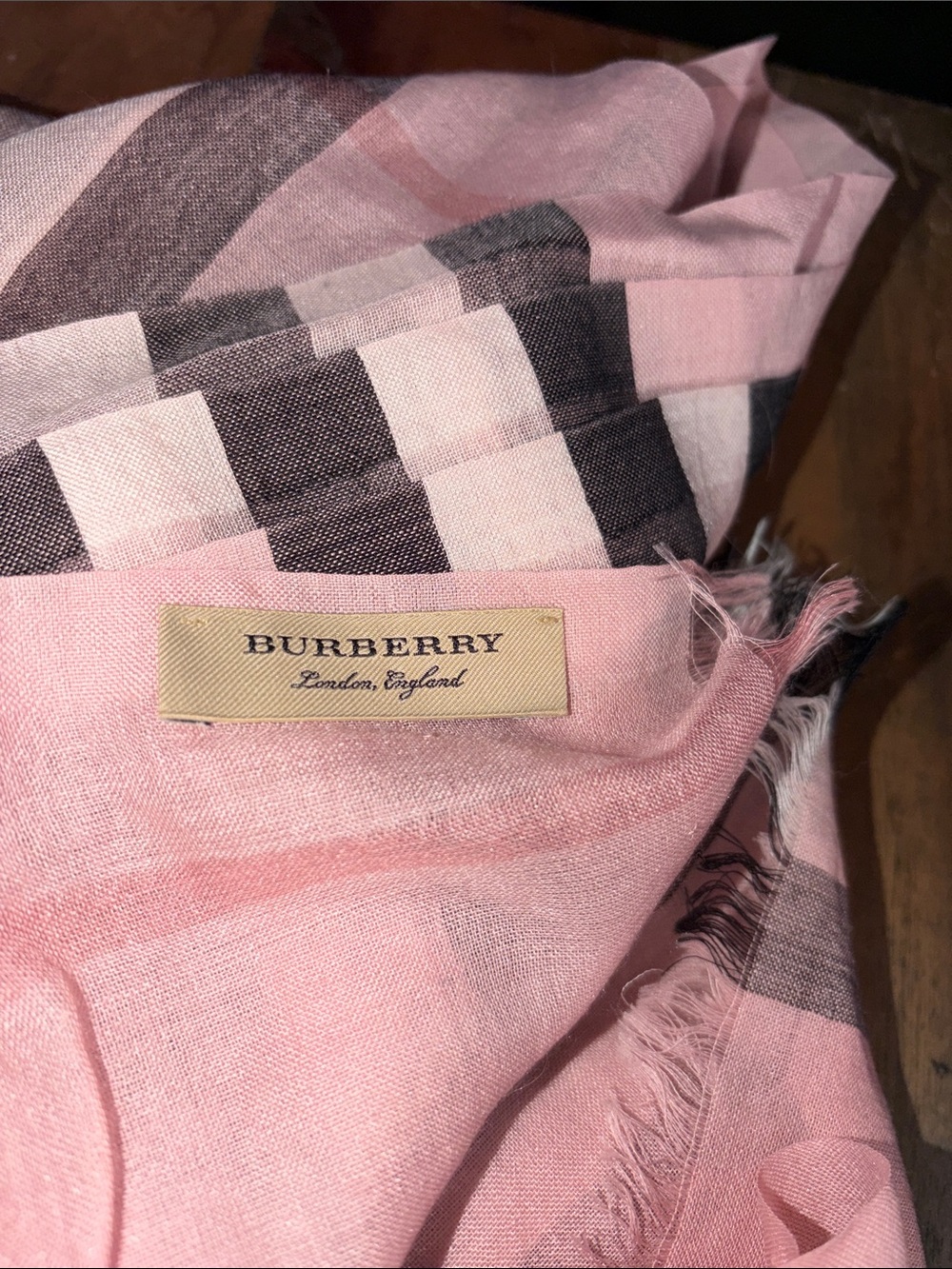 Burberry Check Wool & Silk Gauze Scarf ASH ROSE - Picture 3 of 4